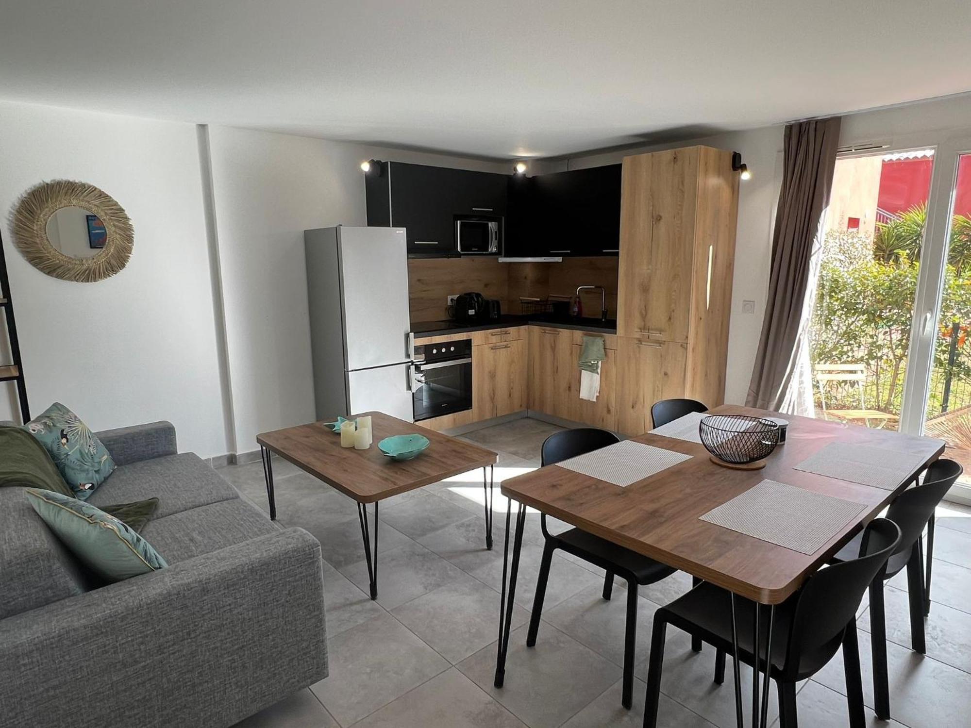 Residence Hoteliere Les Hameaux De Saint Cyprien Appartement 35 M2 1 Chambre 르씨 외부 사진