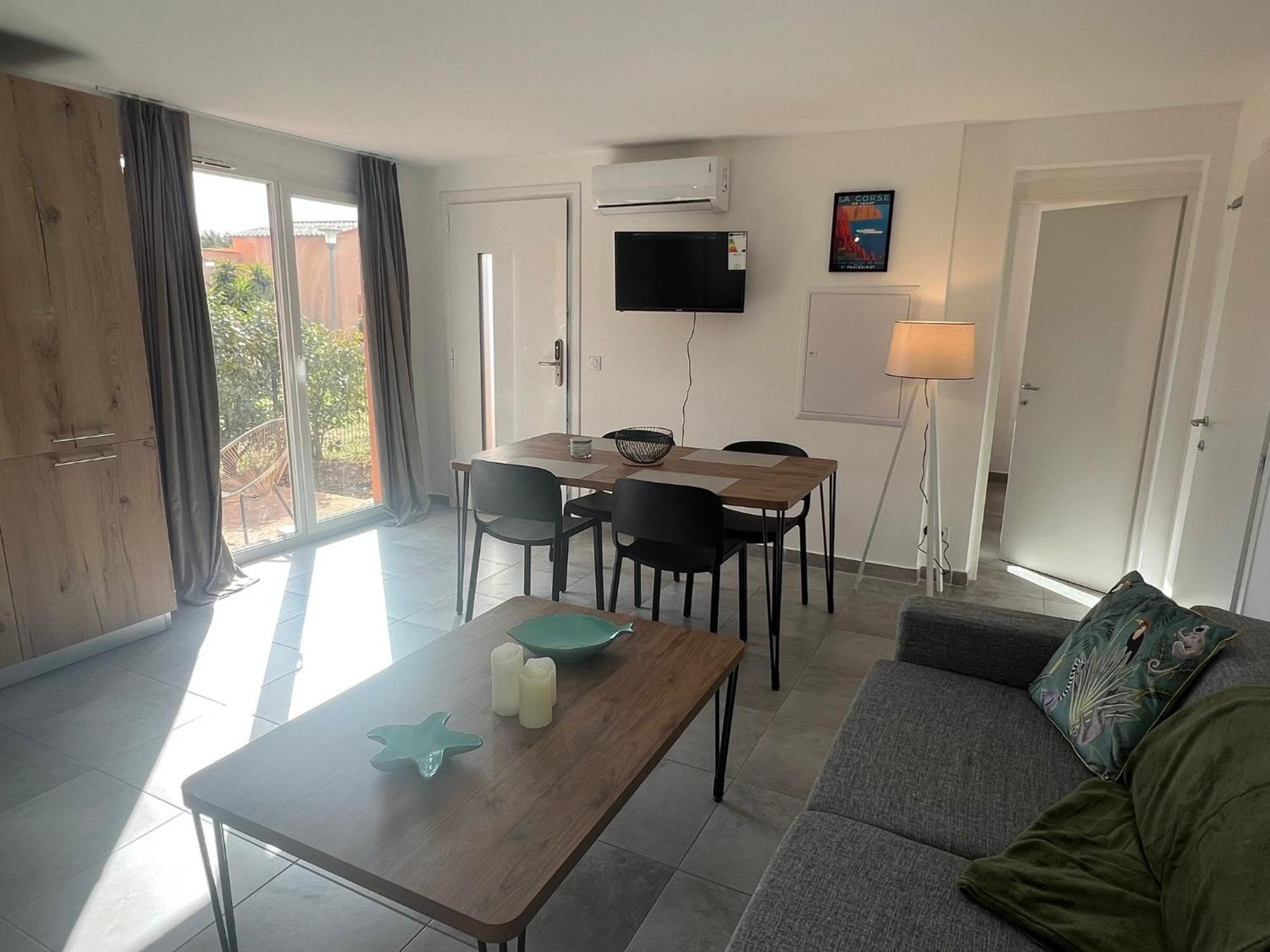 Residence Hoteliere Les Hameaux De Saint Cyprien Appartement 35 M2 1 Chambre 르씨 외부 사진
