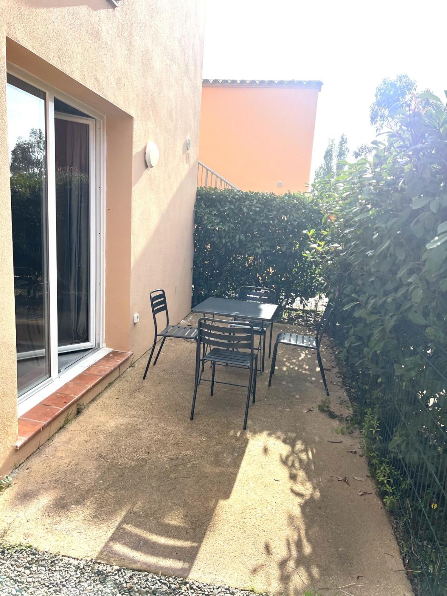 Residence Hoteliere Les Hameaux De Saint Cyprien Appartement 35 M2 1 Chambre 르씨 외부 사진