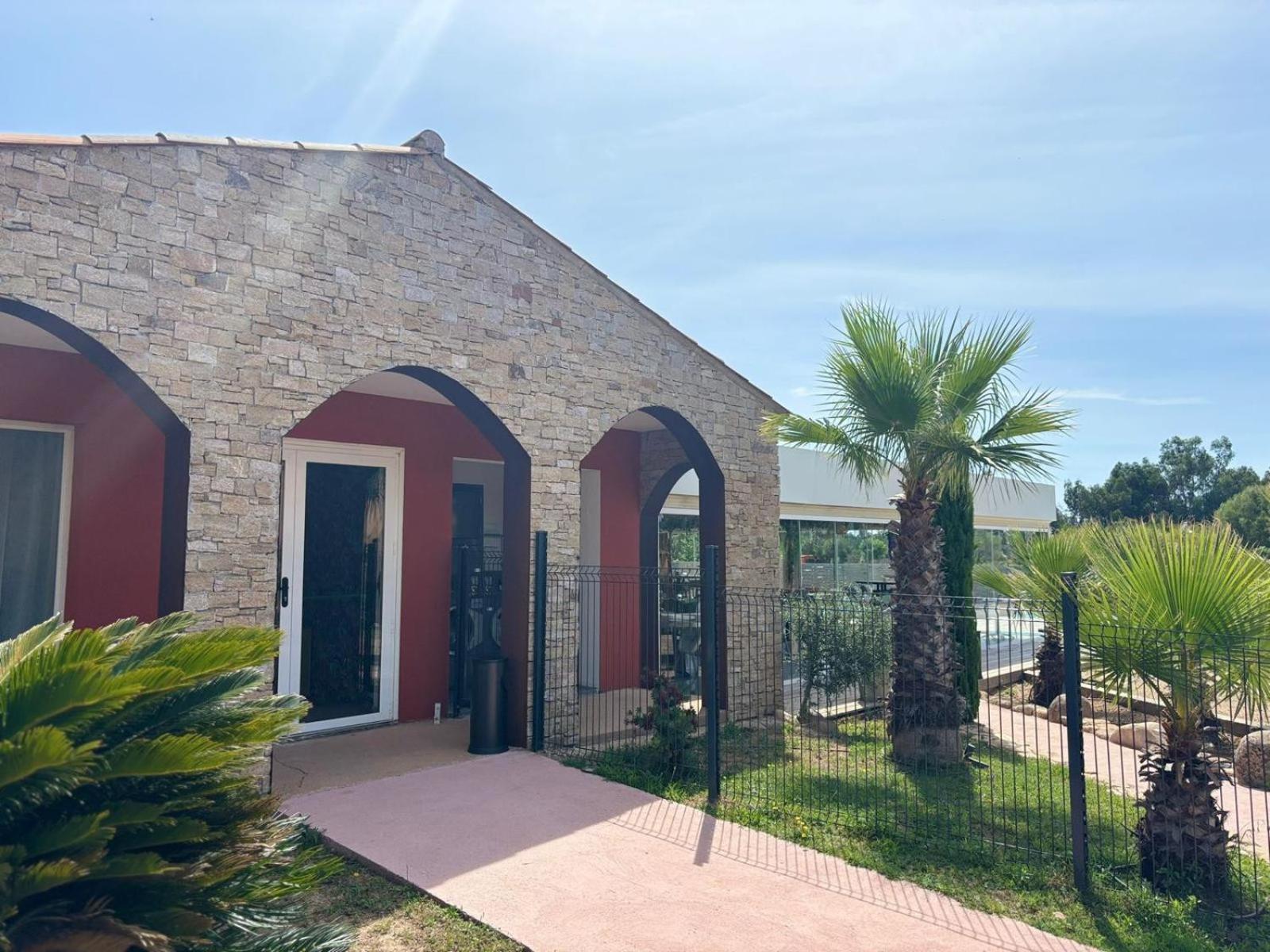 Residence Hoteliere Les Hameaux De Saint Cyprien Appartement 35 M2 1 Chambre 르씨 외부 사진